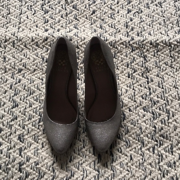 Vince Camuto Silver Heels - Picture 1 of 4